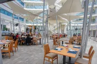 Crowne Plaza LEON by IHG - breakfast