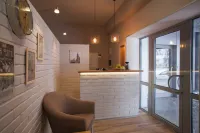 Metro Hotel