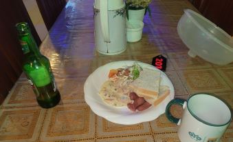 Assembly Hotel - Esiama