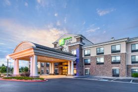 Holiday Inn Express & Suites COLORADO SPRINGS-FIRST & MAIN by IHG