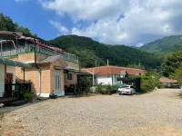 Hill House Pension Hotels near Naerinchon