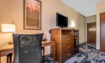 Fairfield Inn & Suites Slippery Rock