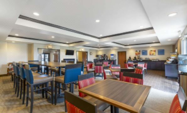 Comfort Inn & Suites Grinnell Near I-80