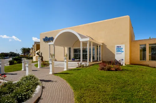 Vibra Caleta Playa Apartamentos Hotels in Cala Blanca