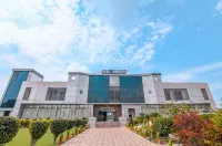 Hotel Trimurti Hôtels à : Fatehpur Saraiya Uparh