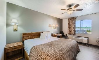 Travelodge by Wyndham Longmont