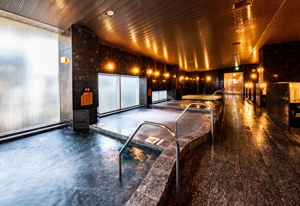 아파 호텔 & 리조트 요코하마 베이 타워