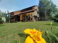 Villa Lily Trinity Hotell i Cigugur Girang