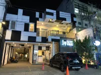 인아웃 호텔 판간다란  호텔