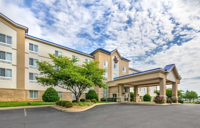 Best Western Plus Waynesboro Inn  Suites Conference Center
