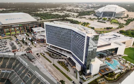 Loews Arlington Hotel