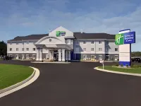 Holiday Inn Express & Suites NORTH FREMONT by IHG