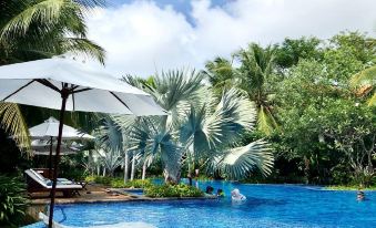 Lotus Sea Puurama Resort