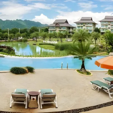 Patravana Resort Hotels near Gran Monte Vineyard