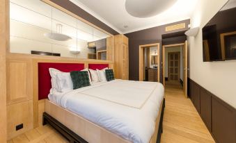 City Luxury: 3Br, Prime Location