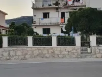 Spacious Apartment Steps From the Beach, With Private Terrace and Grill