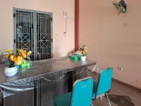 Sekapuk Indah Guest House Syariah Gresik RedPartner Hotel dekat Bukit Kapur Sekapuk SETIGI