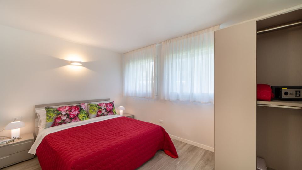 Stylish Flat with Terrace in Lignano City Centre