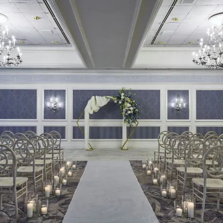 Renaissance Austin Hotel