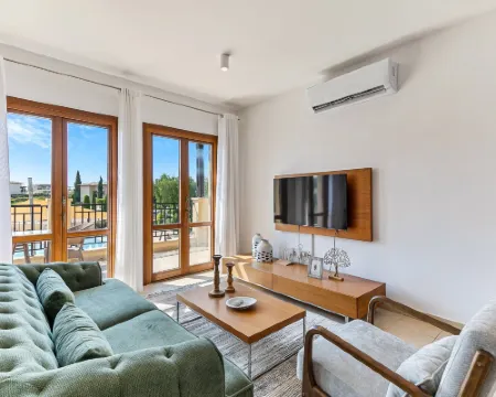 BF12 Adjacent to Aphrodite Hills- Pool View, Large Terrace Hotel di Kouklia