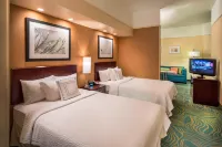 SpringHill Suites Laredo Отели рядом с достопримечательностью «Ширли Филд»