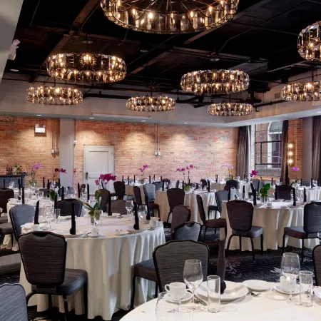 The Foundry Hotel Asheville, Curio Collection by Hilton