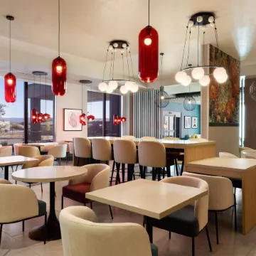 Hawthorn Extended Stay by Wyndham Kingman