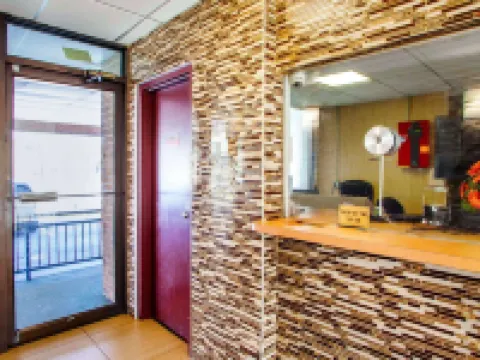 رودواي إن ميدولاندز فنادق في سيكوكس