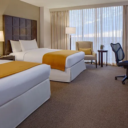 DoubleTree by Hilton Hotel Houston - Greenway Plaza