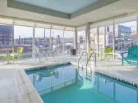 Home2 Suites by Hilton - Kansas City Downtown Hotels near Kaleidoscope
