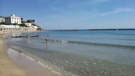 Beach House OnTheSea