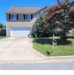 Charming 3-bedroom house in delightful McLeansville with AC, WiFi