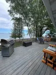 FOUR SEASON LAKE FRONT HOME - FAMILY HOLIDAYS