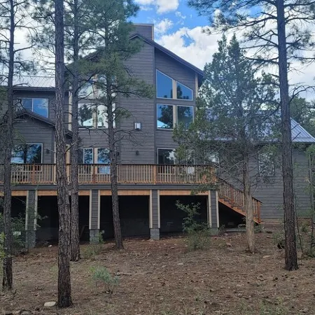 Beautiful Home Within Torreon