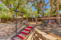 25% Off 7-Night Stay 1/2 Acre Epic Pool and Spa 2 King Beds  Bunk with 2 Queens