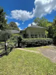 Pear Tree Farm.  Peaceful, Country living at its best. 12 stables. Pet Friendly