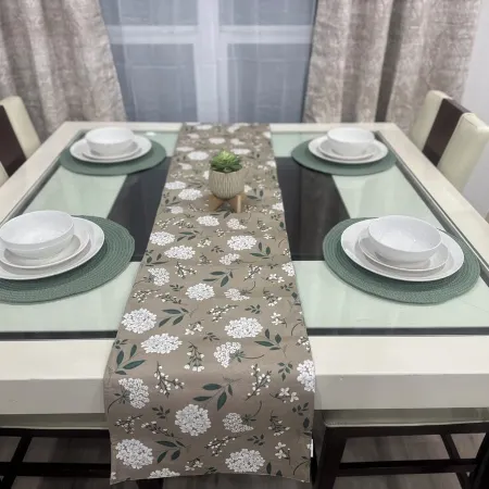 Charming 3-bedroom, 6 beds, 2 bathroom, house with AC and WiFi in awesome Odessa