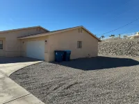 3 Bedroom 2 Bath Desert Retreat with Pool, Hot Tub, Game Room, Spacious Parking