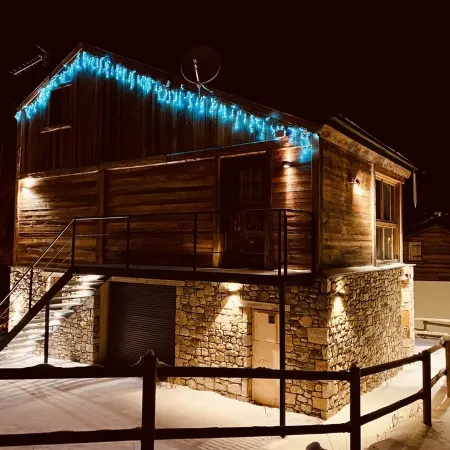 Coquet Chalet 2 Pas des Pistes ET Commerces Aux Angles-8 Pers-Parking