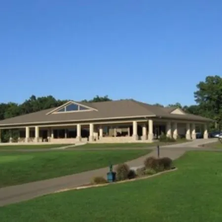 Apple Valley Lake, Pool and Beaches! Guest Passes available for a fee! Отели в г. Ховард Тауншип