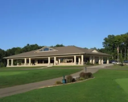 Apple Valley Lake, Pools and Beaches! Guest passes available for a fee! Hotels in Howard Township