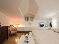 La Finestra Sulmò, panoramic apartment in Sulmona overlooking the historic center Hotels in Sulmona