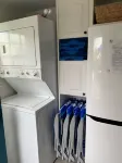 Walk to Town! Bike or Bus to Beach! Charming Cottage on Quiet, Private Lane