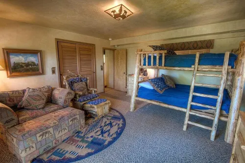 Lake Views from every room and 5 min from Heavenly and the casinos