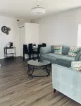*NEW* CHARMING RETREAT. One block from Parkway