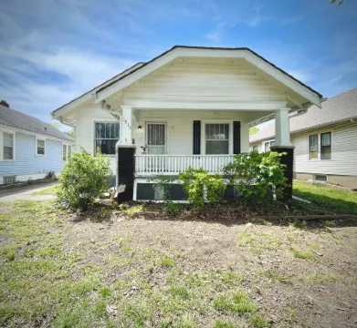 Conveniently Located Modern Bungalow