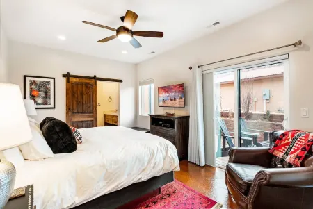 Gorgeous Moab Retreat with Red Rock and La Sal Mountain Views - South Valley