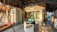 Oceanfront Paradise w/ Amazing View! Kayaks & BBQ