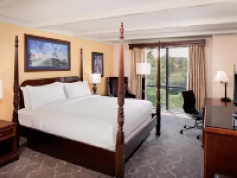 Desmond Hotel Malvern, a DoubleTree by Hilton Hotels in Devault