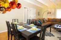 Large duplex w/6 bedrooms, 4 baths, 2 living rooms, washer/dryer. Pet friendly!